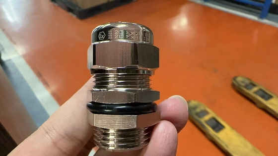 IP68 Gümüş kaplama metrik ISO Brass Kablo bezleri 6-12mm Kablo çapı için