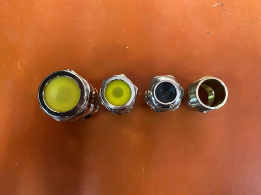 IP68 Su geçirmez korozyon önleyici tehlikeli konum Kablo çapı aralığı 6-12mm ile kablo bezleri