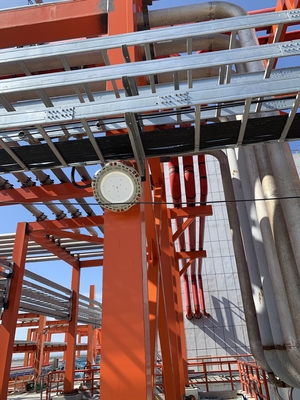 Petrokimya tesislerinde 50-60Hz nominal voltaj için dayanıklı patlama geçirmez LED yüksek bay lambaları