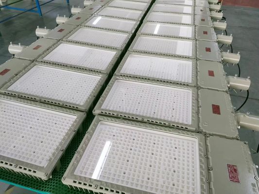Changzhou Şirketi Bilgisi Patlama Kanıtı 115-130 Lm/W ile LED Fırtına Işığı Işıklandırma Verimliliği 0.95 Güç Faktörü