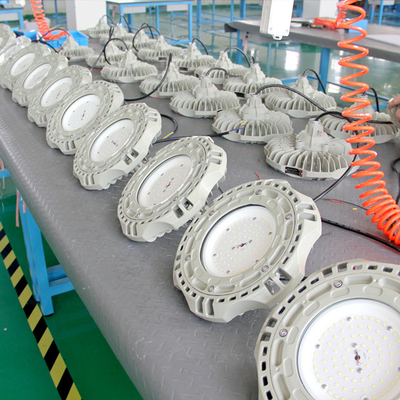 160lm/w Patlama Dayanıklı LED Yüksek Körfez Işığı Özelleştirilebilir Bölge 1 Bölge 2 Tehlikeli Yerler İçin Aydınlatma