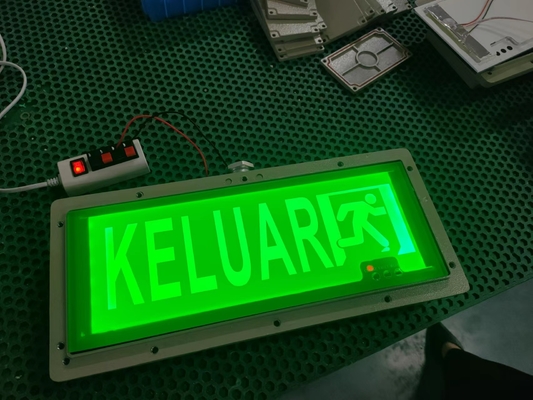 OEM Kompakt Patlama Dayanıklı Acil Çıkış Fenerleri   CRI ≥70, ATEX / IECEx / RoHS / CNEX / ISO9001 Sertifikalı, Tehlikeli Bölgeler için Özelleştirilebilir Tasarım