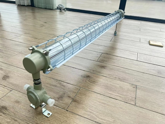 Sıcak satış patlama geçirmez doğrusal ışık 18-36W 1200mm yüksek korozyon karşıtı performanslı eks-kanıtlı floresan ışık