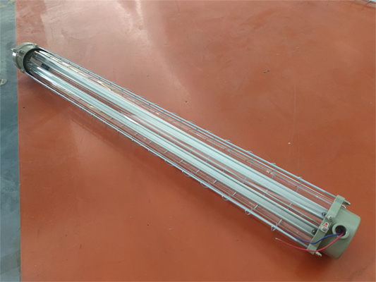 ATEX Ex kanıtlı LED doğrusal ışık armatürü 100lm/w IP66 Islak ortamlar için korozyona dayanıklı