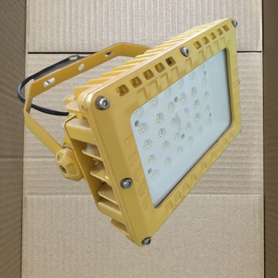 180lm/w CREE LED Patlama Güvenli Fırtına Fırtınaları Lamba 3000/4000/5000K IP66 WF2 ATEX Sertifikalı