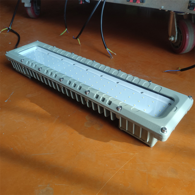 Alev geçirmez LED Işıklama Ex d 50-90W IP66 WF2 Tavan/Açık/Flanş Montajı