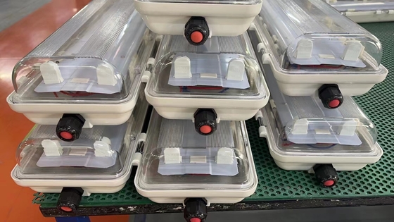 Tavan/Duvar Montajı IP66 Koruması ve 120-140° Işık açısı ile 54W Exproof Fluoresan Işık