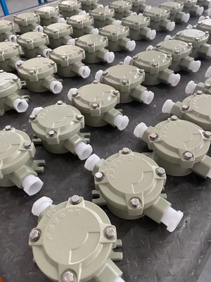 WF2 Korumasıyla Alüminyum Alaşım Duvar Montajı Çapraz Kutusu