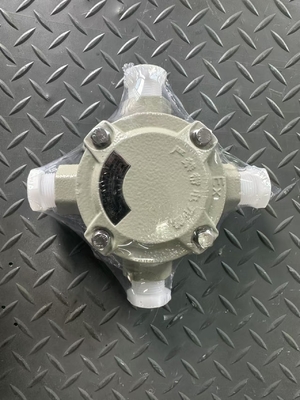 IP65 WF1 Patlama Dayanıklı Elektrikli Bağlantı Kutusu Ölçülü Alüminyum IP65 2 3 Girişler Ufuk