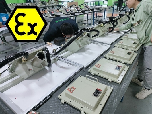 ATEX IECEx Patlama Dayanıklı Güneş LED Sokak Aydınlatması Alev Dayanıklı Deniz Kaliteli Alüminyum