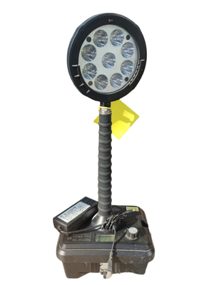 Bölge 1 Offshore Onshore Patlama Dayanıklı Taşınabilir LED Çalışma Işığı Tüm Plastik GRP 100-295VAC Petrol Hazardou Çevre için