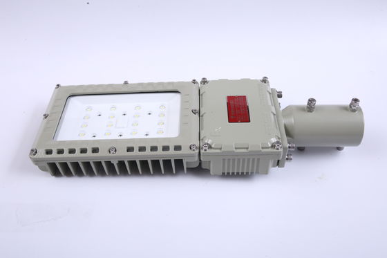 IP66 WF2 LED Patlama Güvenli Sokak Işığı 100w 120w 150w 200w 240w ATEX AC100-277V Yol aydınlatması için Led Patlama Güvenli Sel Işığı