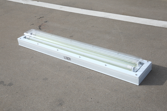 Patlama Dayanıklı Floresan Işığı. Asılı İkiz Tüp. 2ft 3ft 4ft 5ft (1.2M). Garaj için IP67 Üçlü Dayanıklı.