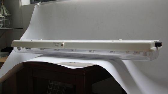 BYS Serisi Patlama Güvenli Doğrusal Işık Üçlü Sertifikasyonlu ¢ ATEX/IECEx/CNEX Onaylı Tehlikeli Bölge LED Lâmpusu, IP66 Derecesi, 5 Yıllık Garanti, Özelleştirilebilir Watt Gücü ve Boyutu