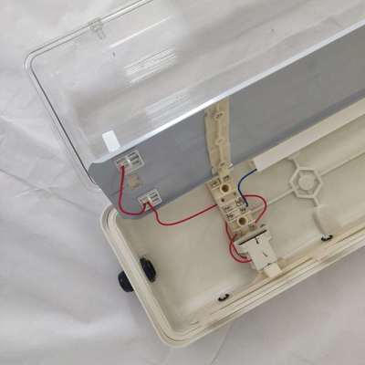 Dayanıklı ATEX/IECEx/CNEX Patlama Dayanıklı Doğrusal LED Işık Endüstriyel Sınıf IP66 Tehlikeli Alanlar İçin Işıklama Petrol ve Gaz Kimyasal Tesisler Madencilik Deniz Tesisleri Enerji verimli tasarım azaltır