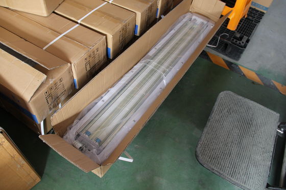 Dayanıklı ATEX/IECEx/CNEX Patlama Dayanıklı Doğrusal LED Işık Endüstriyel Sınıf IP66 Tehlikeli Alanlar İçin Işıklama Petrol ve Gaz Kimyasal Tesisler Madencilik Deniz Tesisleri Enerji verimli tasarım azaltır