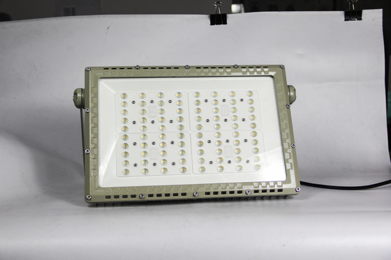 Patlama Dayanıklı LED Yol Işığı 250W. ATEX CNEX 1 Bölge 2 Tehlikeli Uygulamalar için Sertifikalı.