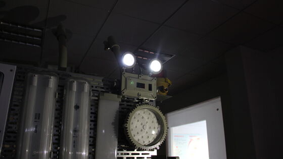 ATEX IP66 Çift Noktalı Patlamaya Dayanıklı LED Lamba Çok Fonksiyonlu Çift Kafalı Şarj Edilebilir Acil Çıkış Işığı