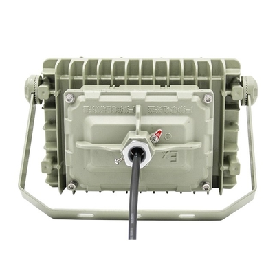 AC100-277V voltaj 50w ve IP66 koruma düzeyi patlamaya dayanıklı petrol gazı ve endüstriyel alanlar için LED sel ışığı
