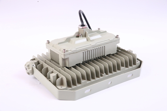 135lm/w Verimlilik CRI Ra 80 AC100-277V Patlama Kanıtlı LED Sel Işığı Bölge 1 2 &amp; Bölge 21 22