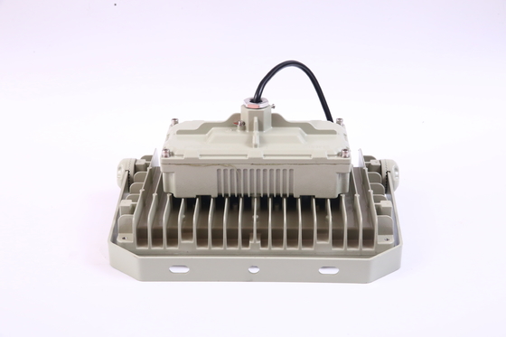 135lm/w Verimlilik CRI Ra 80 AC100-277V Patlama Kanıtlı LED Sel Işığı Bölge 1 2 &amp; Bölge 21 22