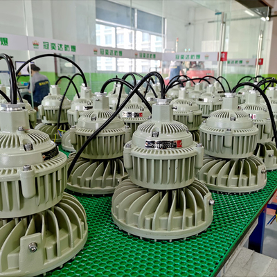Açık hava IP66 LED Yüksek Körfez Patlama Kanıtlı Işık Tehlikeli Çalışma Alanları için Sertifikalı Kömür Madenleri Doğal Gaz Yağ Enerji tasarrufu Sürekli