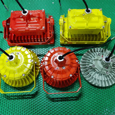 ATEX IECEx Sertifikalı 100W-240W Patlamaya Dayanıklı LED Yüksek Tavan Işığı IP66