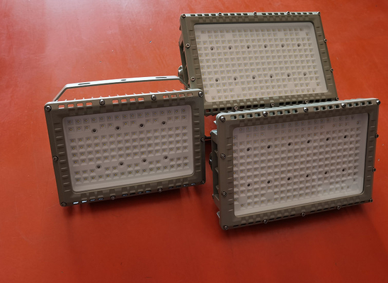 Sıcak Satış 130lm/w Ex Proof Led Flood Light 50hz/60hz Ex NR Eb Mb ATEX Sertifikalı