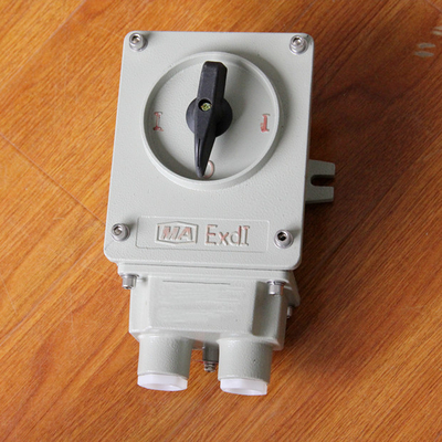 Yüksek Koruma Seviyesi Patlama Güvenli Değiştiricisi IP65 220V/380V Değerlendirilmiş Voltaj