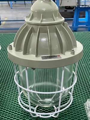 200W 400W Yüksek Güçlü ATEX Sertifikalı Patlama Kanıtlı HID Işık Lambası Montaj Tavan/Açık/Duvar Güç Tüketimi 150-400 Watt
